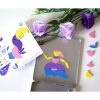 ⁦ערכת משחק במגנטים מספוג לבית ולטיולים iOTOBO באריזת פח רב פעמית - טוקאן 5+⁩ – תמונה ⁦6⁩